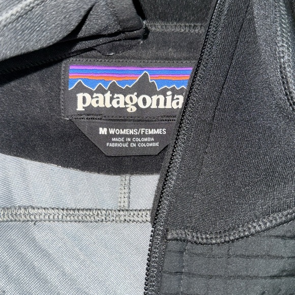 Patagonia Black Zip-Up - Picture 3 of 4